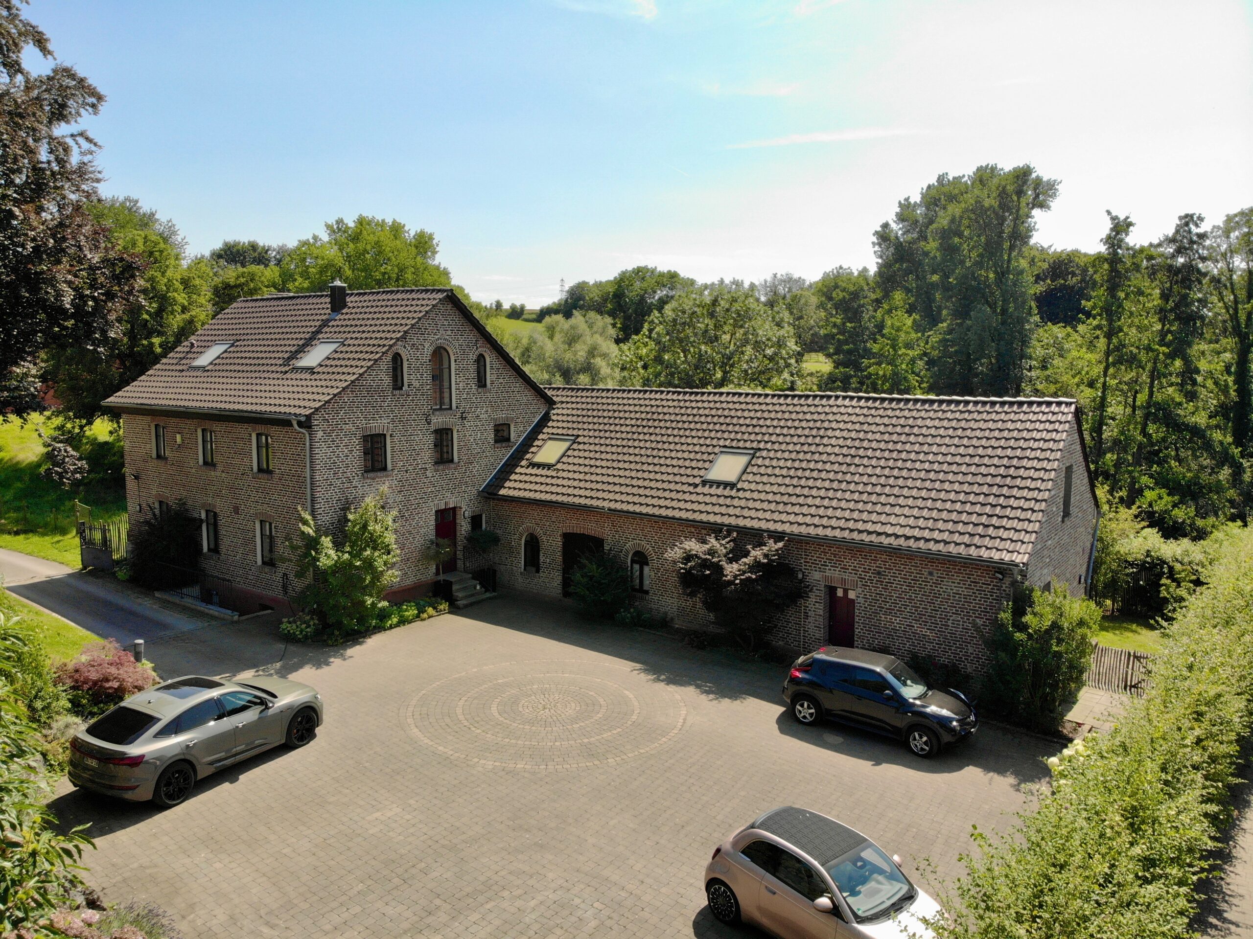 1D458D0E2443BCEF1DCC0CEF1C269109