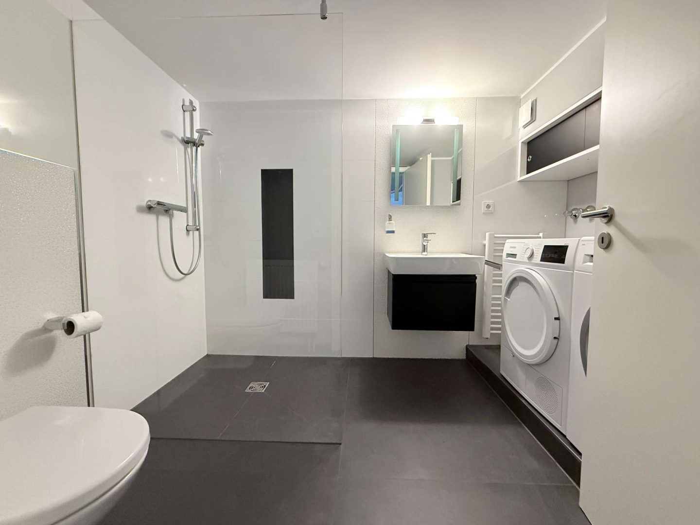 Badezimmer Untergeschoss
